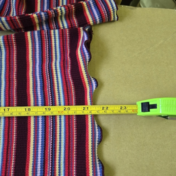 SO | Striped Turtleneck Top in Multi sz M - Picture 4 of 7